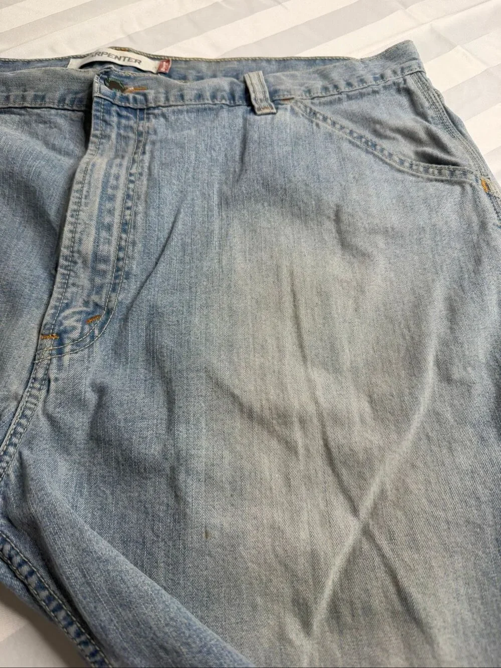 Levi’s Men’s Vintage Y2K Light Wash Carpenter Denim Shorts Size 42